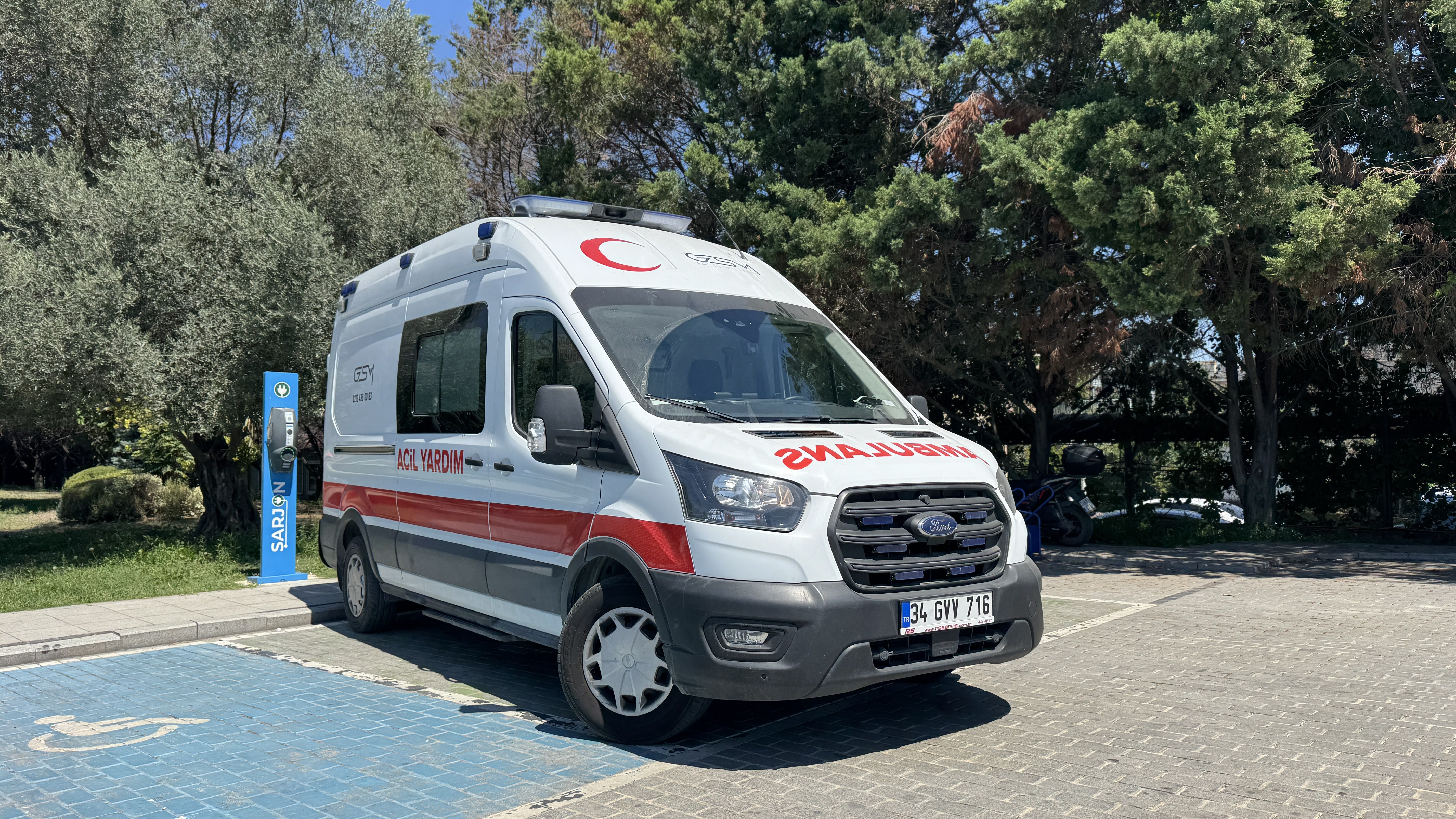 Tam Donanımlı Özel Ambulans Filosu ve Hasta Nakil Aracı
