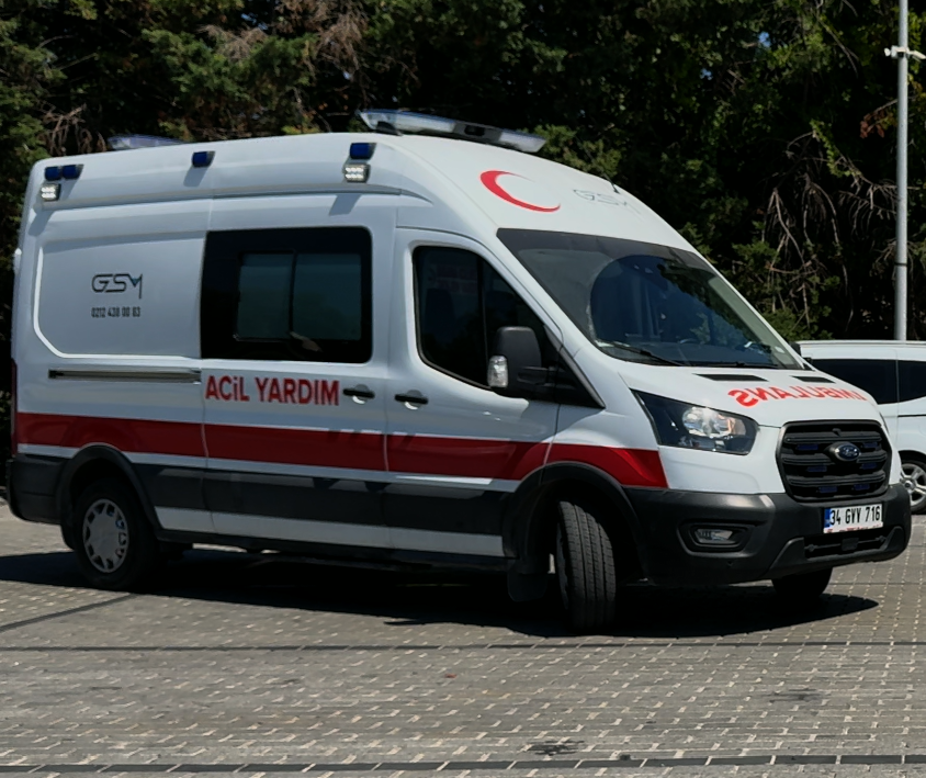 Türkiye Geneli Şehirler Arası Hasta Nakil Ambulansı Uzun Yol Donanımı